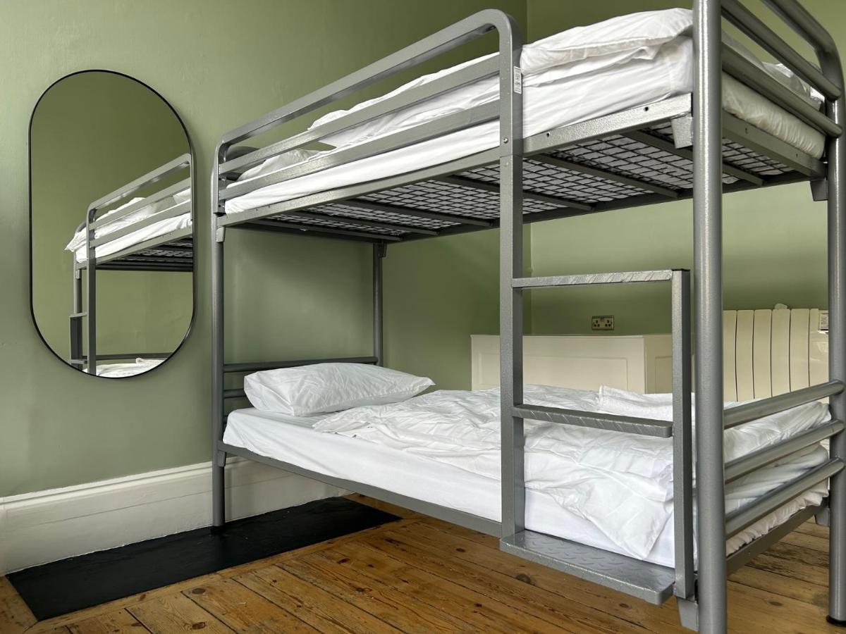 Cricketers Hostel London Exterior foto